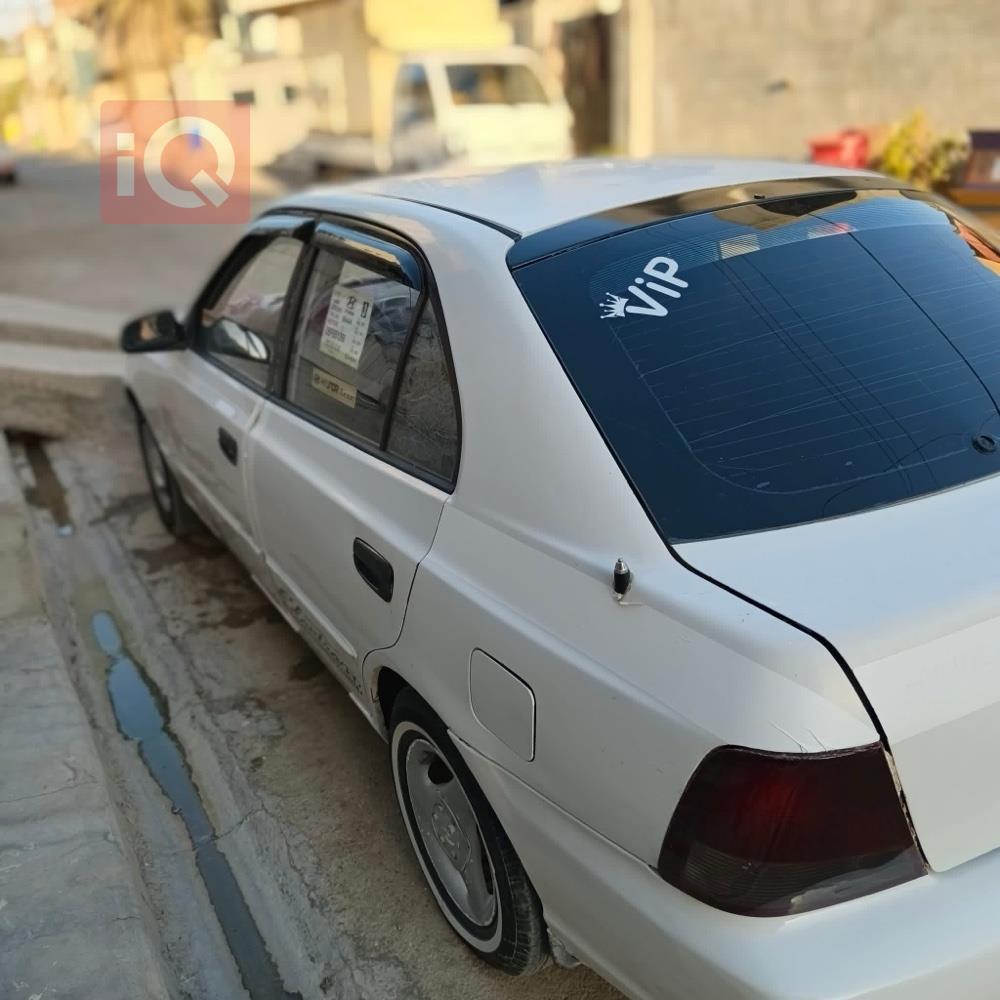 هیۆندای ئەکسنت